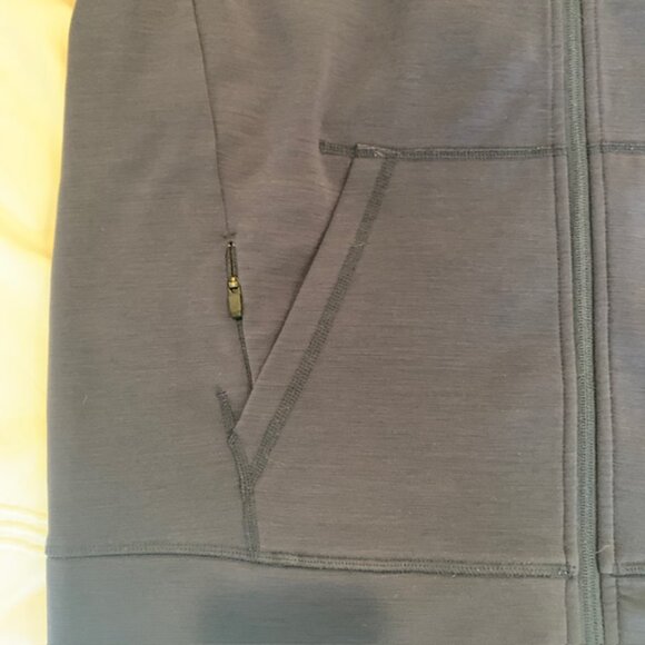 Excellent condition Ten Thousand Blue Sweatshirt, Men, size Medium - Picture 3 of 5